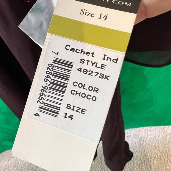 Brown Dress with Sequins and Wrap - Picture 4 of 5